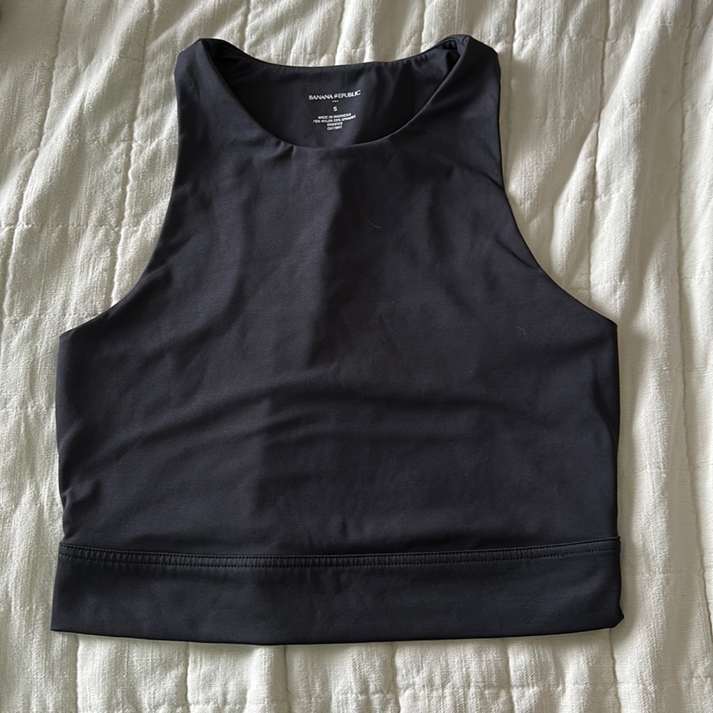 Athletic crop top bra